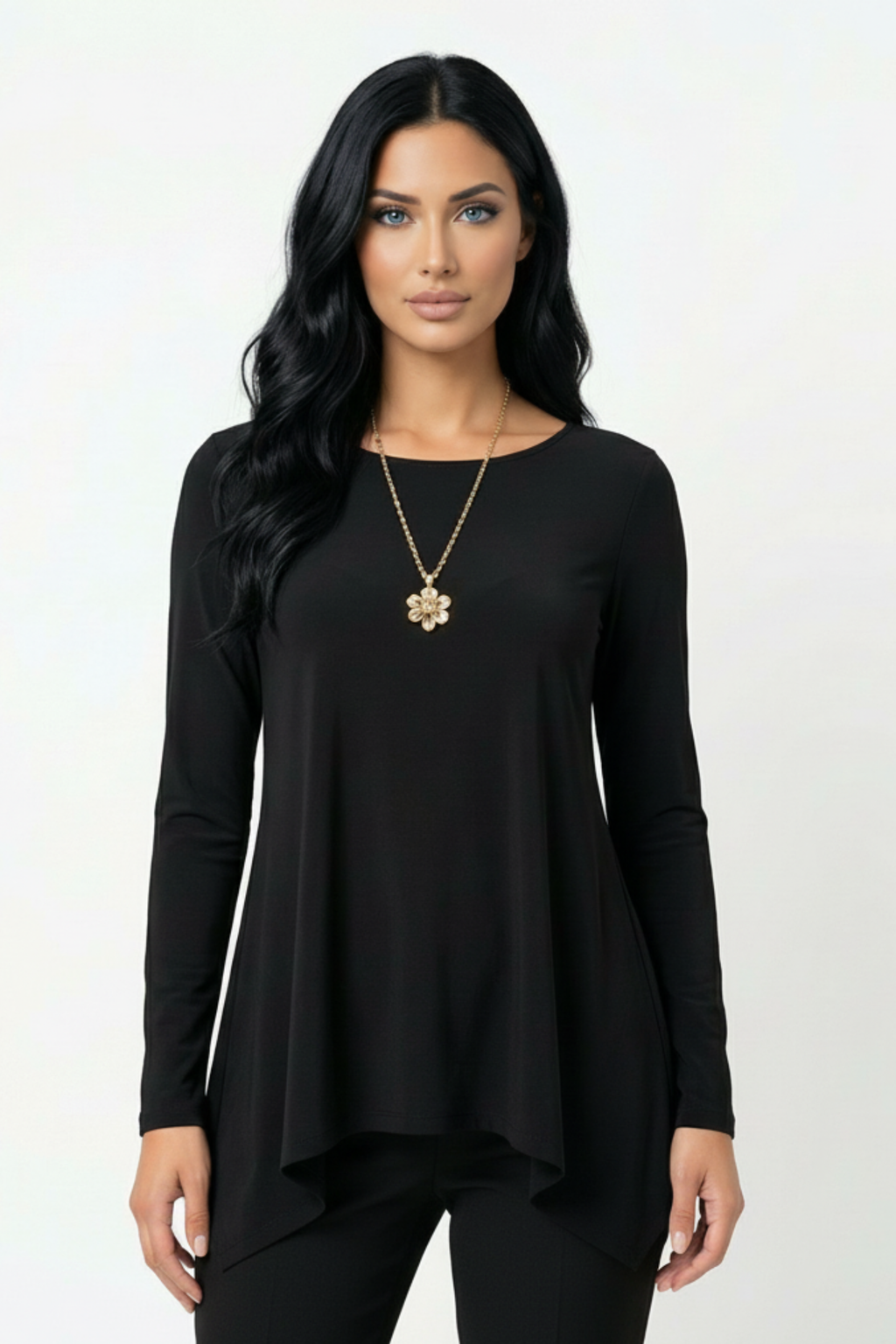 Bronze : Effortless Chic Black Tunic