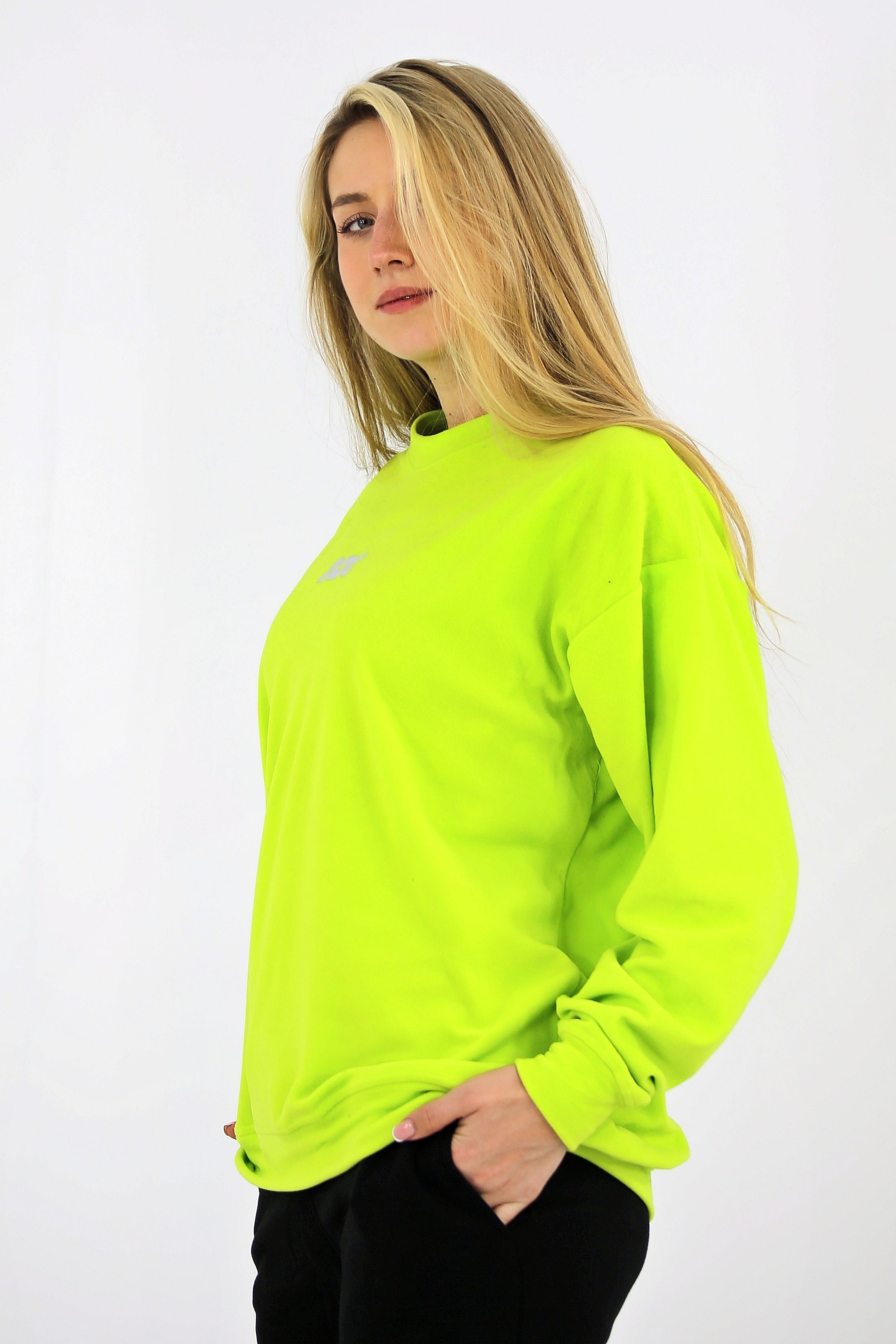 Xced women's pile crew neck, Egypt