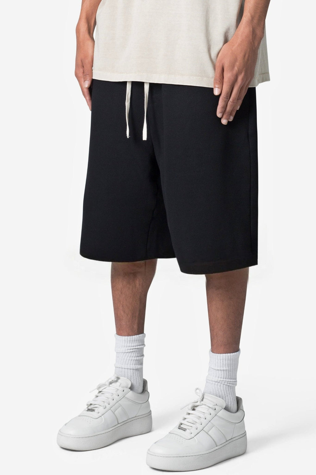 XCED : Ultra Baggy Shorts