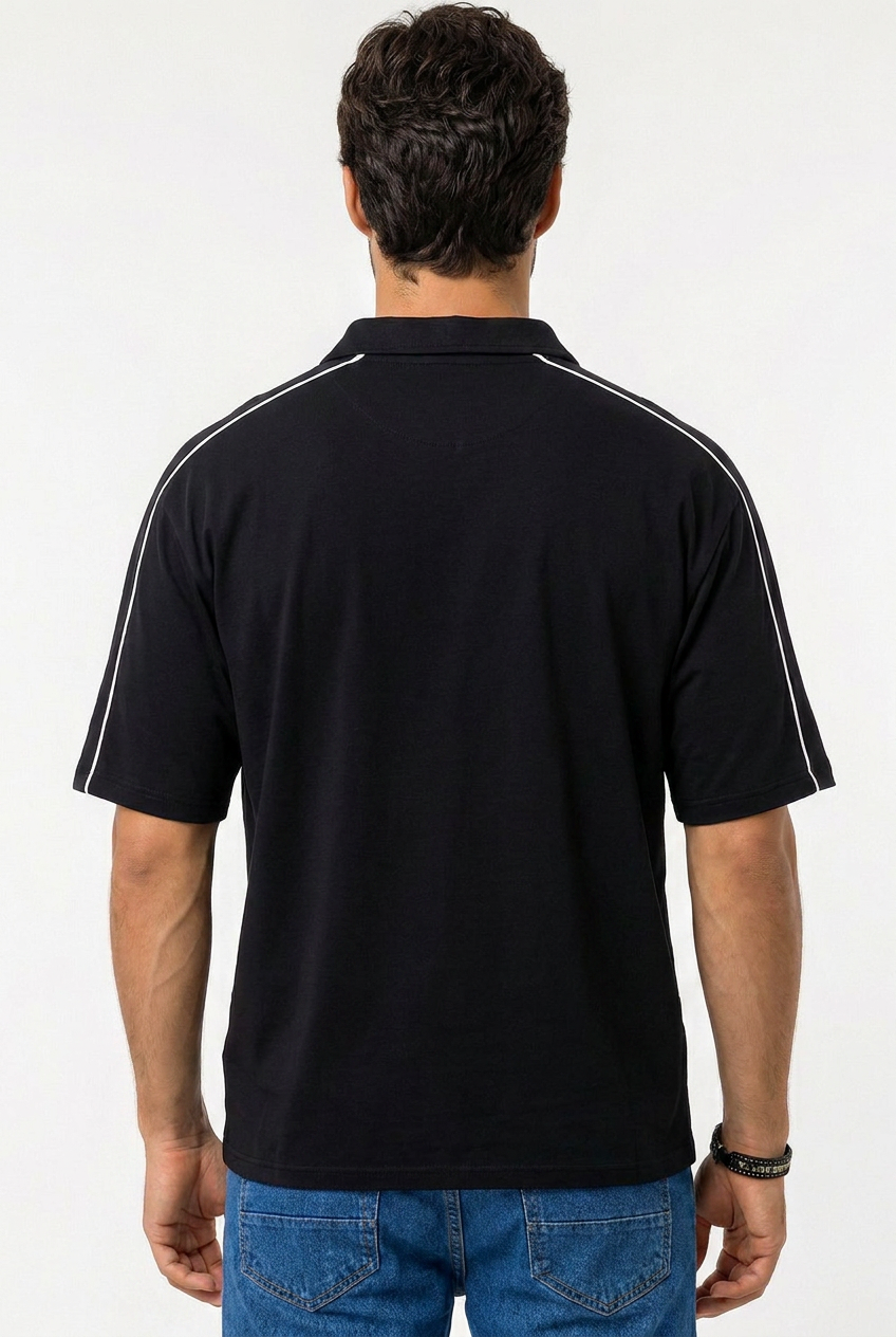 XCED V-neck Collar T-shirt